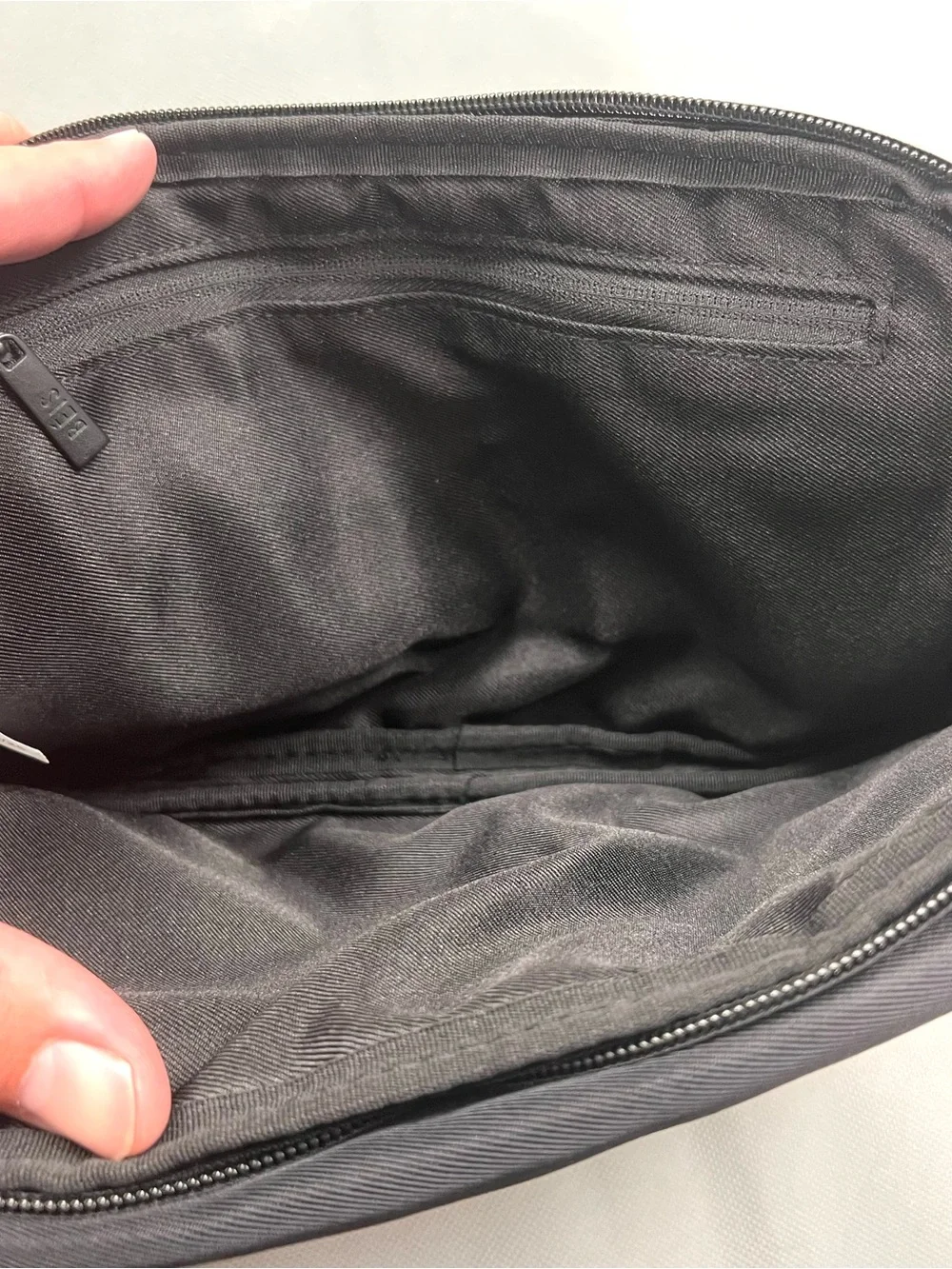 BEIS Magnetic Close Clutch Black Zip